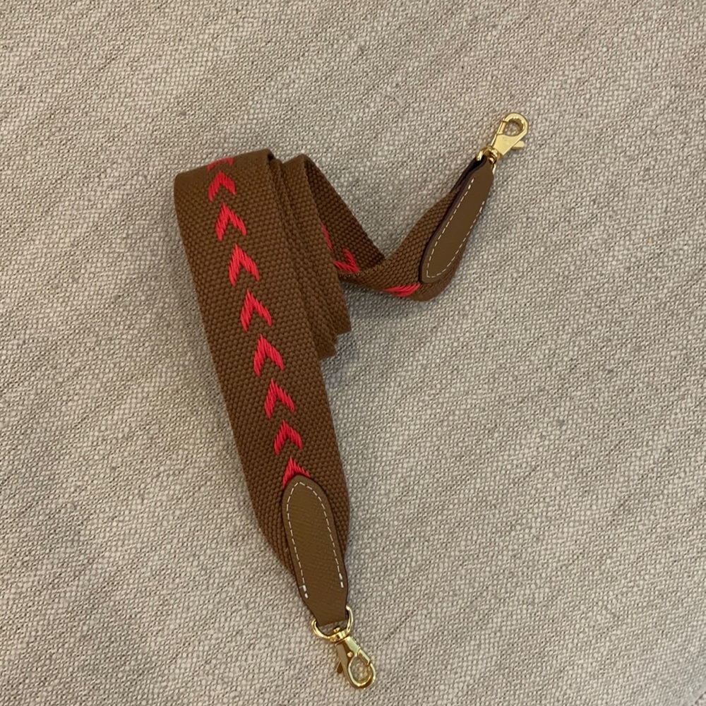 Handbag strap brown with red embroidery